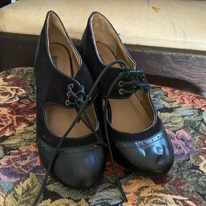 Wild diva heels size 8